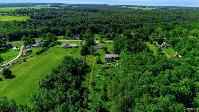 3052 Kulp Road, Eden, NY 14057