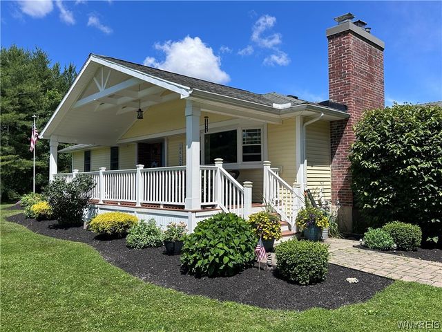 3052 Kulp Road, Eden, NY 14057