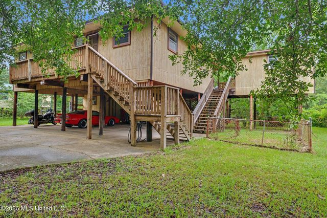 13410 River Road, Gulfport, MS 39503