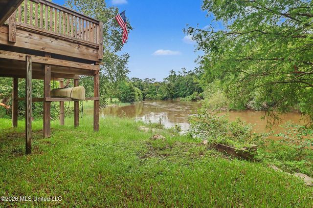 13410 River Road, Gulfport, MS 39503