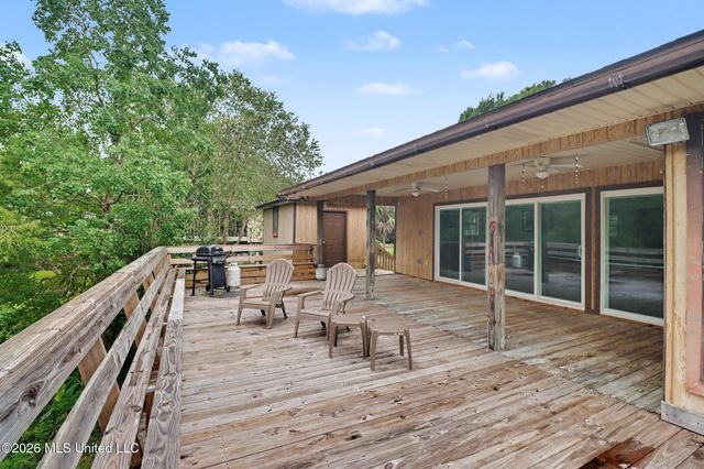 13410 River Road, Gulfport, MS 39503