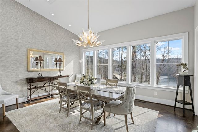 225 Saranac Drive, Sunset, SC 29685