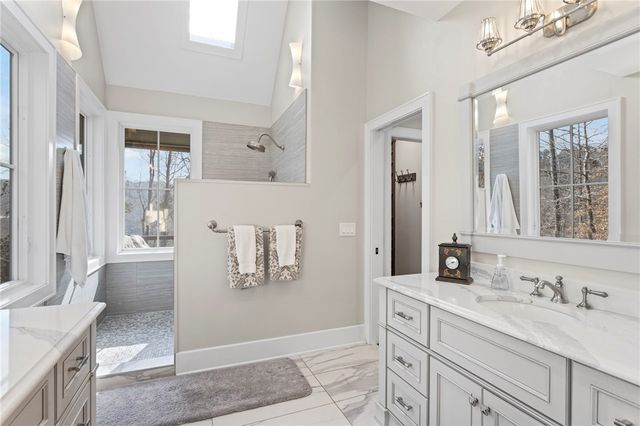 225 Saranac Drive, Sunset, SC 29685