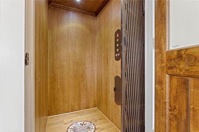 225 Saranac Drive, Sunset, SC 29685