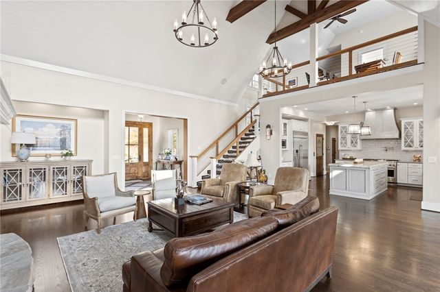 225 Saranac Drive, Sunset, SC 29685