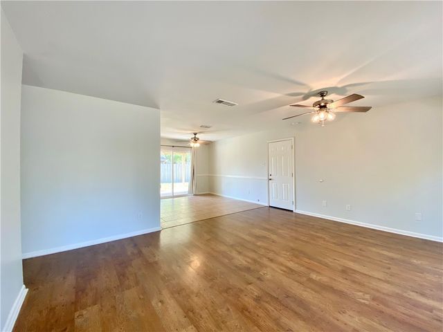 2706 Westwood Main Drive, Bryan, TX 77807