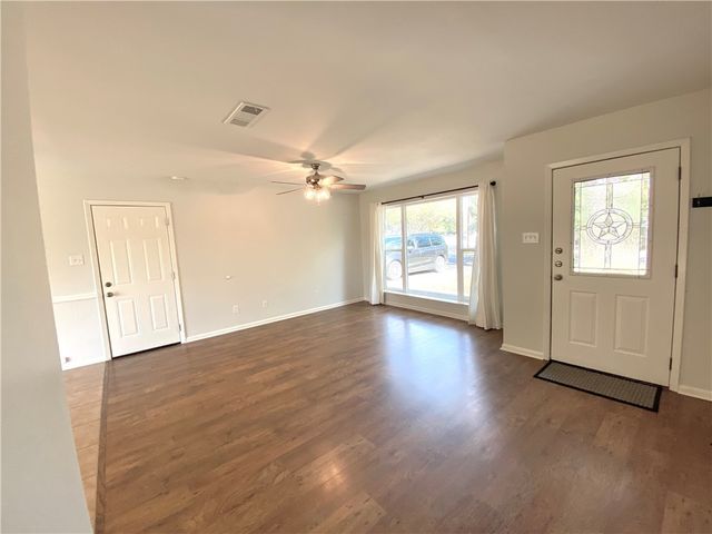 2706 Westwood Main Drive, Bryan, TX 77807