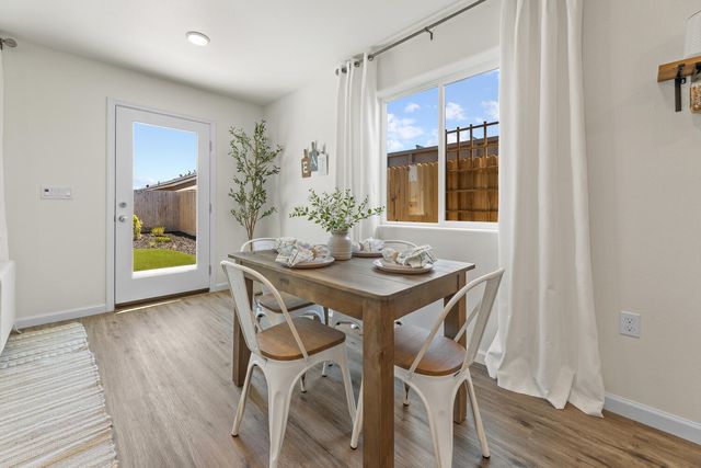 30774 Azalea Road, Visalia, CA 93291