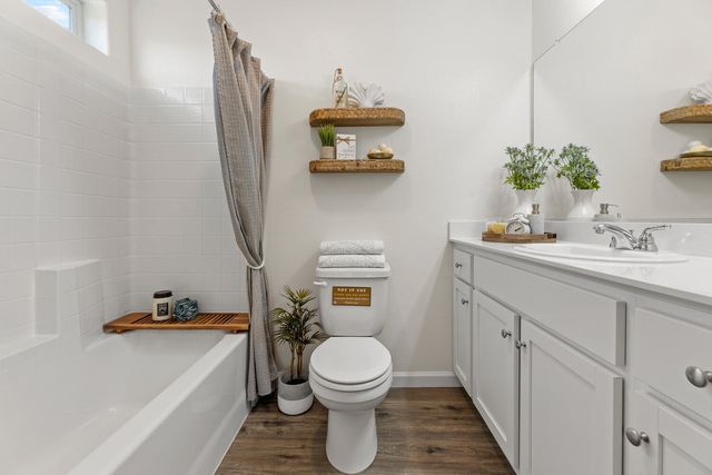 30774 Azalea Road, Visalia, CA 93291