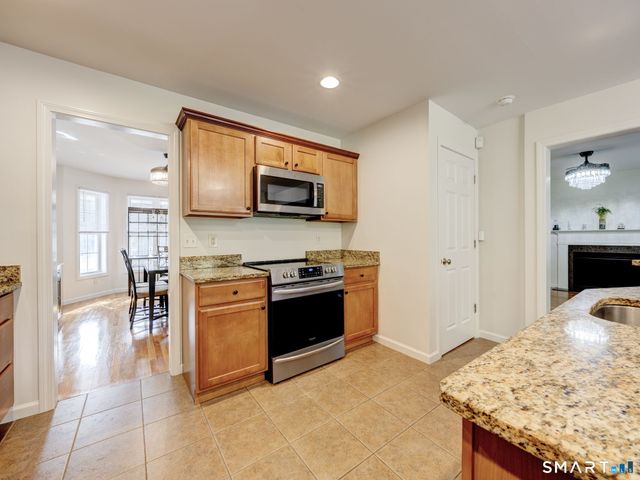 839 Palisado Avenue, Windsor, CT 06095