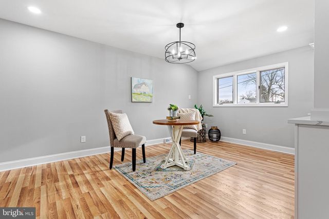 205 CARDINAL DR, Bellmawr, NJ 08031