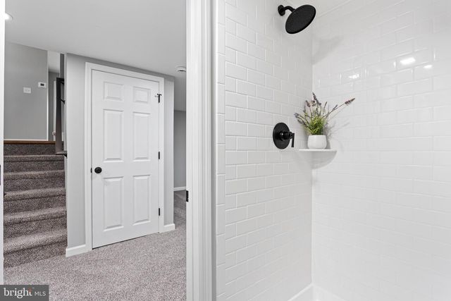 205 CARDINAL DR, Bellmawr, NJ 08031