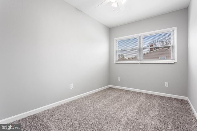 205 CARDINAL DR, Bellmawr, NJ 08031