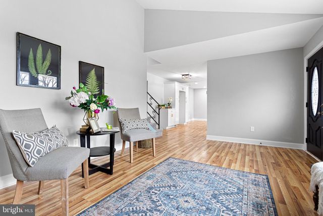 205 CARDINAL DR, Bellmawr, NJ 08031