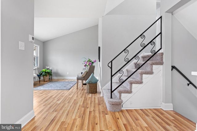 205 CARDINAL DR, Bellmawr, NJ 08031