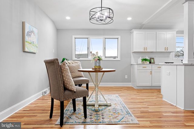 205 CARDINAL DR, Bellmawr, NJ 08031