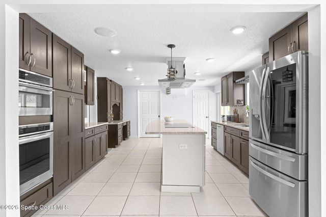 500 Seabreeze Drive, Indialantic, FL 32903