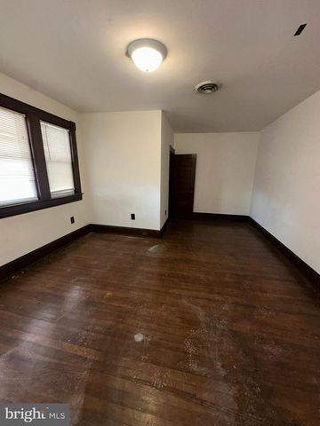 2900 HOLLINS FERRY RD, Baltimore, MD 21230