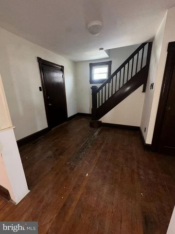 2900 HOLLINS FERRY RD, Baltimore, MD 21230