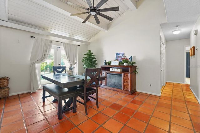 7523 BARRY ROAD, Tampa, FL 33634