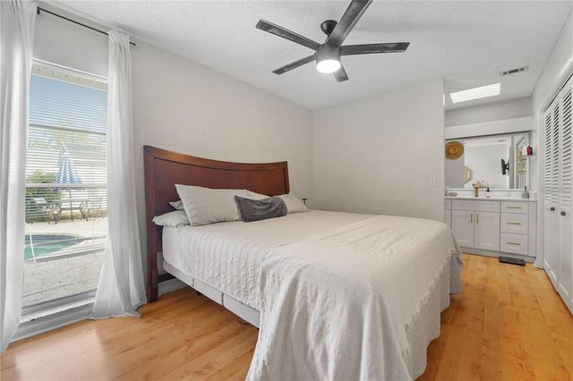 7523 BARRY ROAD, Tampa, FL 33634