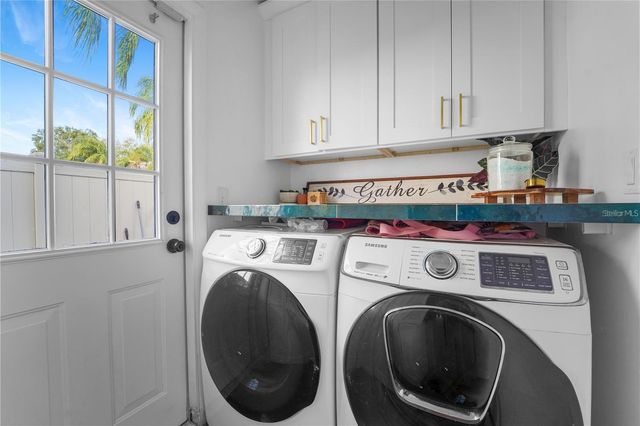 7523 BARRY ROAD, Tampa, FL 33634