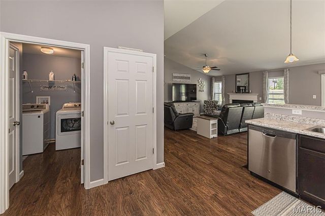 162 Hidden Bluffs Drive, Lake St Louis, MO 63367