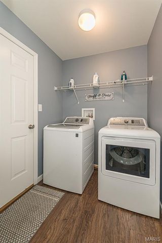162 Hidden Bluffs Drive, Lake St Louis, MO 63367