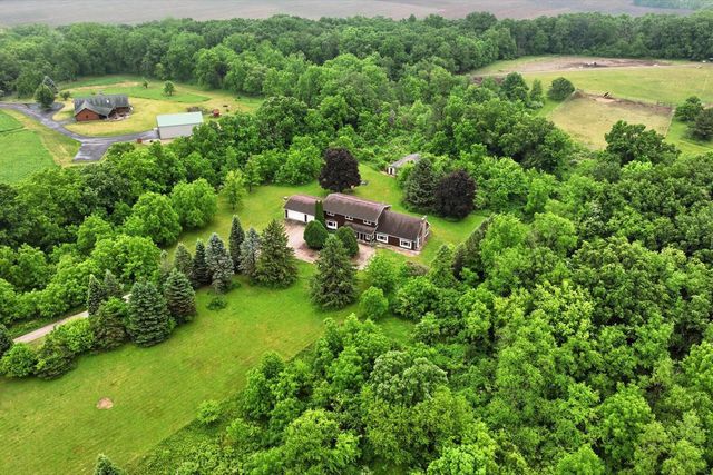 W501 Honey Creek ROAD, Burlington, WI 53105