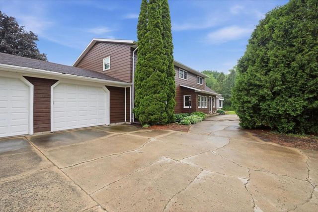 W501 Honey Creek ROAD, Burlington, WI 53105