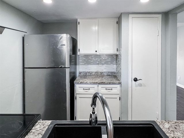 1715 Moritz Drive 2, Houston, TX 77055