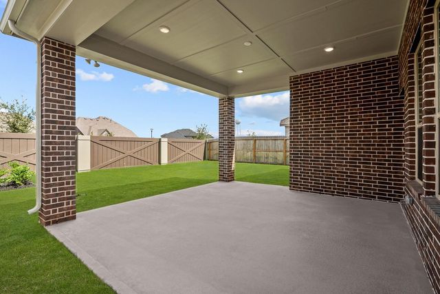 210 Ginger Street, Richmond, TX 77406
