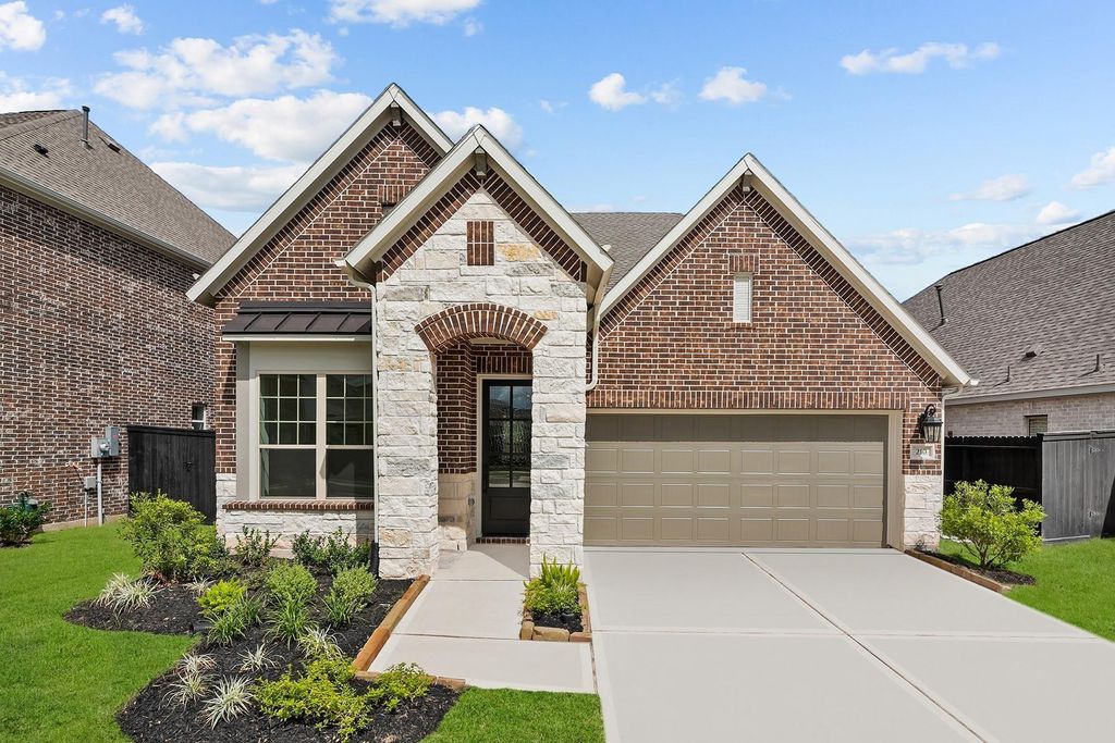 210 Ginger Street, Richmond, TX 77406