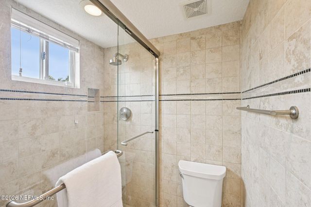 2802 2ND Street S, Jacksonville Beach, FL 32250