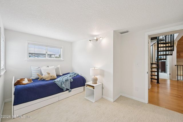 2802 2ND Street S, Jacksonville Beach, FL 32250