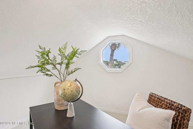 2802 2ND Street S, Jacksonville Beach, FL 32250