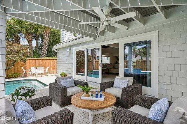 2802 2ND Street S, Jacksonville Beach, FL 32250