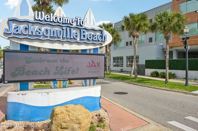 2802 2ND Street S, Jacksonville Beach, FL 32250