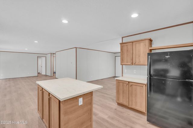 97 Bridgeside Road, Rocky Point, NC 28457