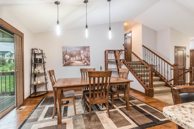 8005 S Sunny Oak Cir Circle, Sioux Falls, SD 57108