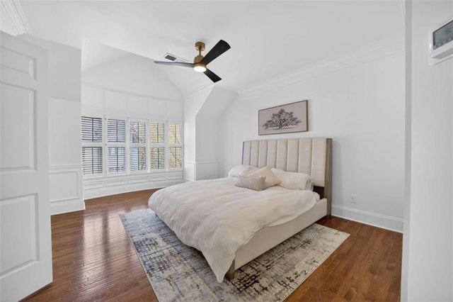 1015 Heatherbrook Lane, Atlanta, GA 30324