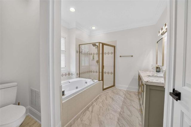 1015 Heatherbrook Lane, Atlanta, GA 30324