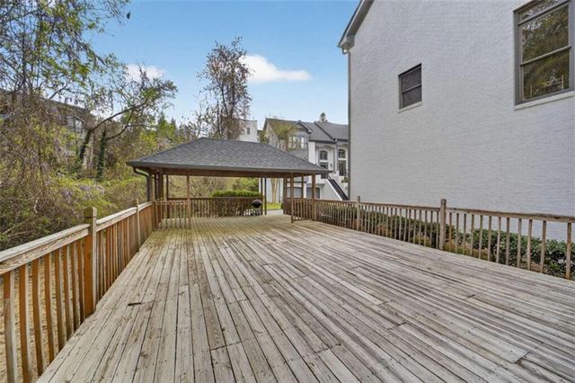 1015 Heatherbrook Lane, Atlanta, GA 30324