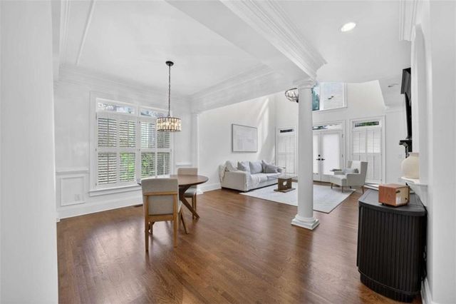 1015 Heatherbrook Lane, Atlanta, GA 30324