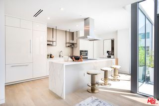 8600 Wilshire Boulevard GF15, Beverly Hills, CA 90211