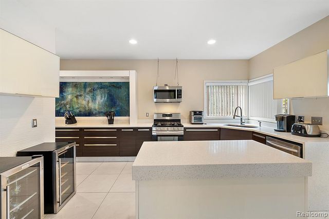 7759 La Salle Boulevard, Detroit, MI 48206