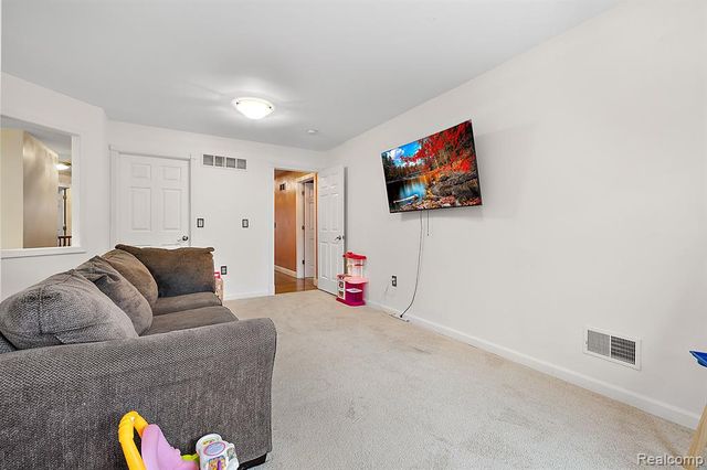 7759 La Salle Boulevard, Detroit, MI 48206