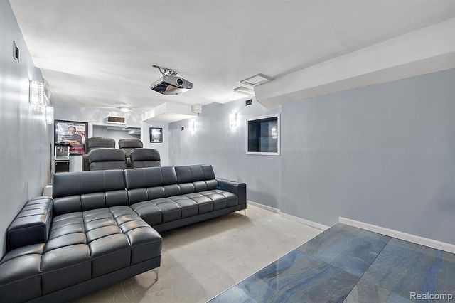 7759 La Salle Boulevard, Detroit, MI 48206