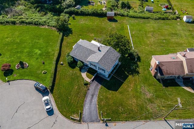 64 Sanford Drive, Randolph Township, NJ 07869