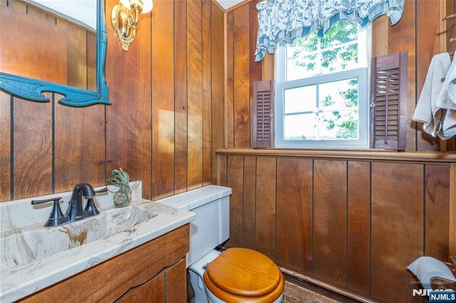 64 Sanford Drive, Randolph Township, NJ 07869